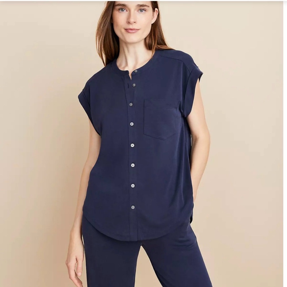 Lou & Grey Black Sandwashed Tie Shirt With Front Pocket